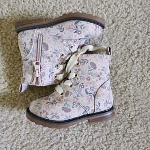 Cat and Jack Toddler Shoes- Size 6